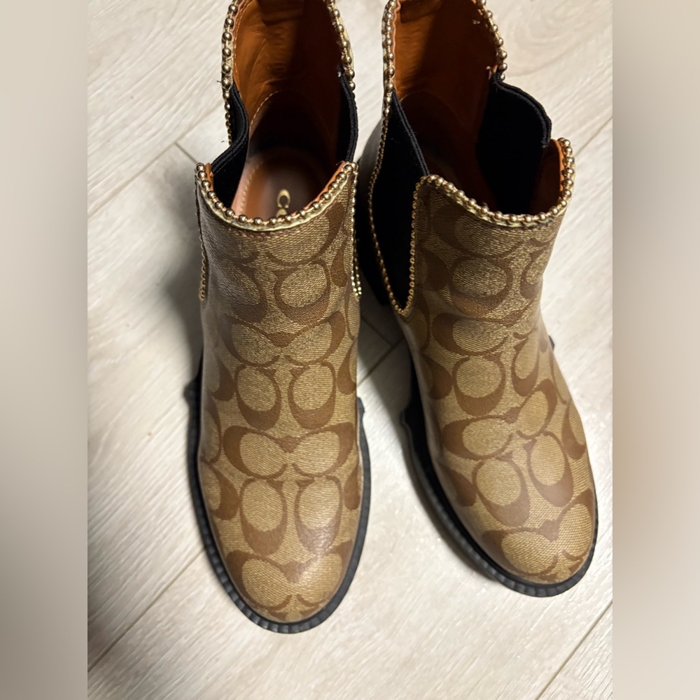 Coach boots - Picture 3 of 4